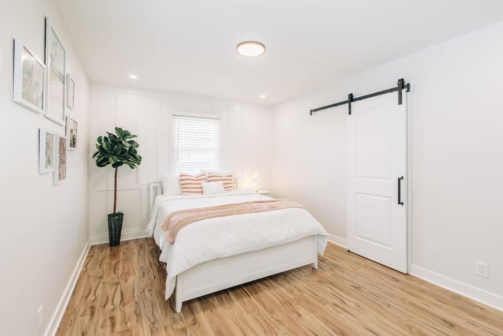 Beautiful Luxury Home Freshly Renovated With Big Yard, Seating & Grill Pad Cottage Grove Luaran gambar