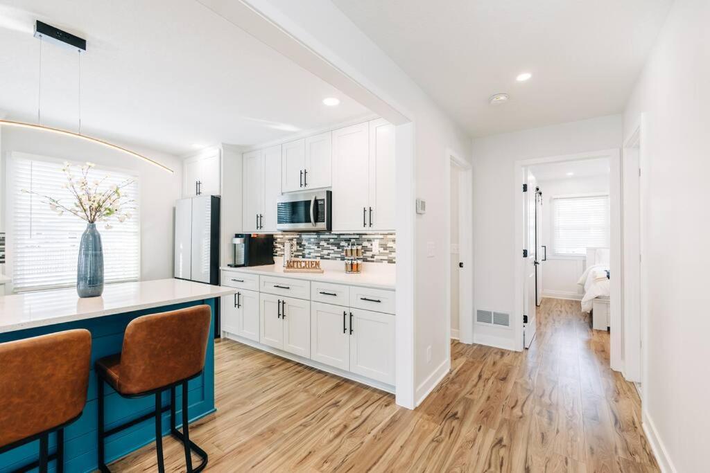 Beautiful Luxury Home Freshly Renovated With Big Yard, Seating & Grill Pad Cottage Grove Luaran gambar